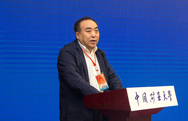 兖矿集团总工程师孟祥军发言.jpg 兖矿集团总工程师孟祥军发言.jpg